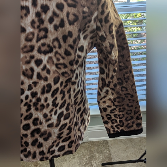 Chico's Animal Print and Patent Leather Jacket Size 1 - Picture 9 of 11